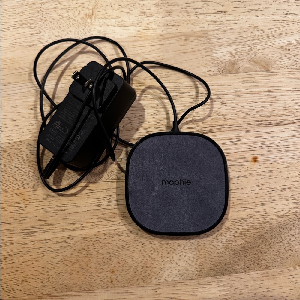 Mophie Wireless Charging Pad - Black